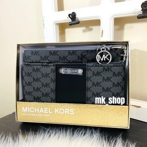 Michael Kors Adjustable Wallet Belt Fanny Pack L/XL